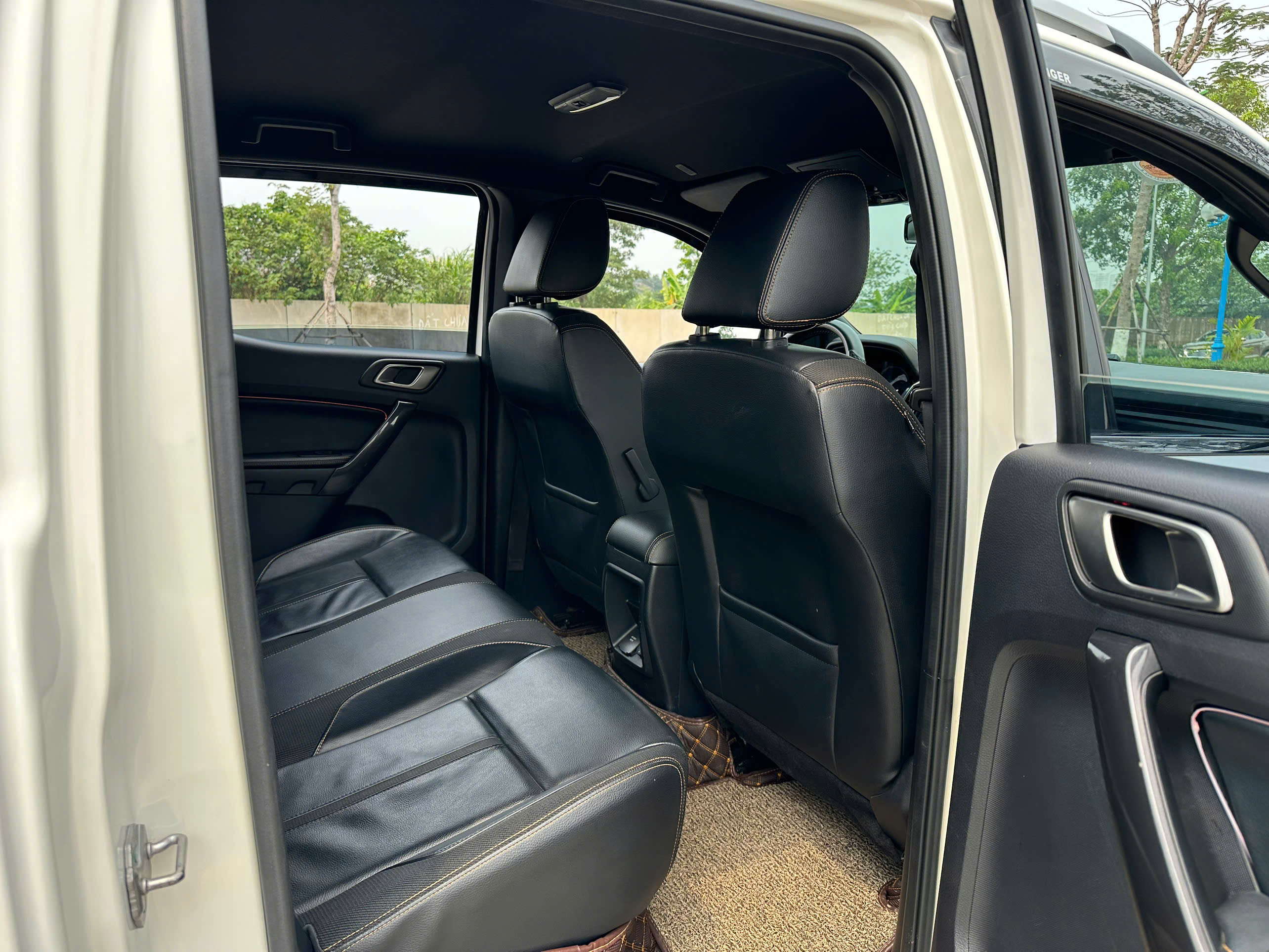 Ford Ranger Wildtrak 2.0L 4x4 AT 2019 trắng