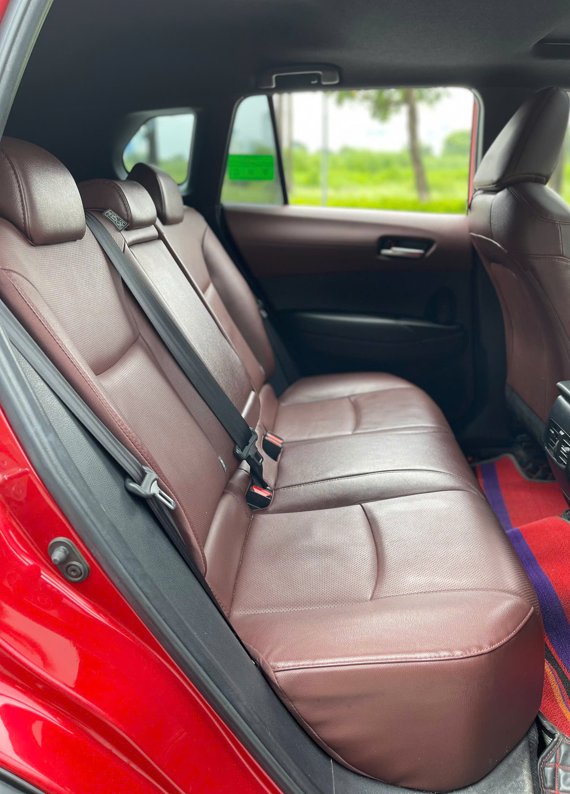 Toyota Corolla Cross 1.8V 2021 màu đỏ