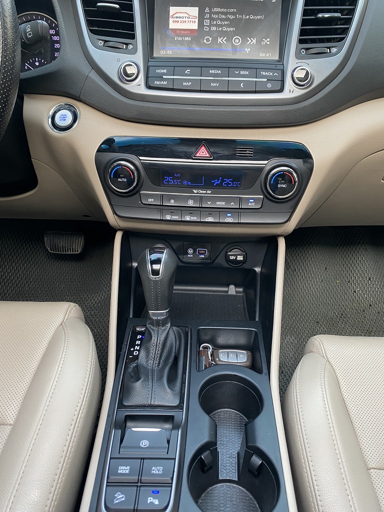 Hyundai Tucson 1.6 Turbo 2018 màu đỏ (Đã bán)