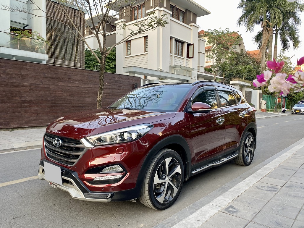 Hyundai Tucson 1.6 Turbo 2018 màu đỏ (Đã bán)