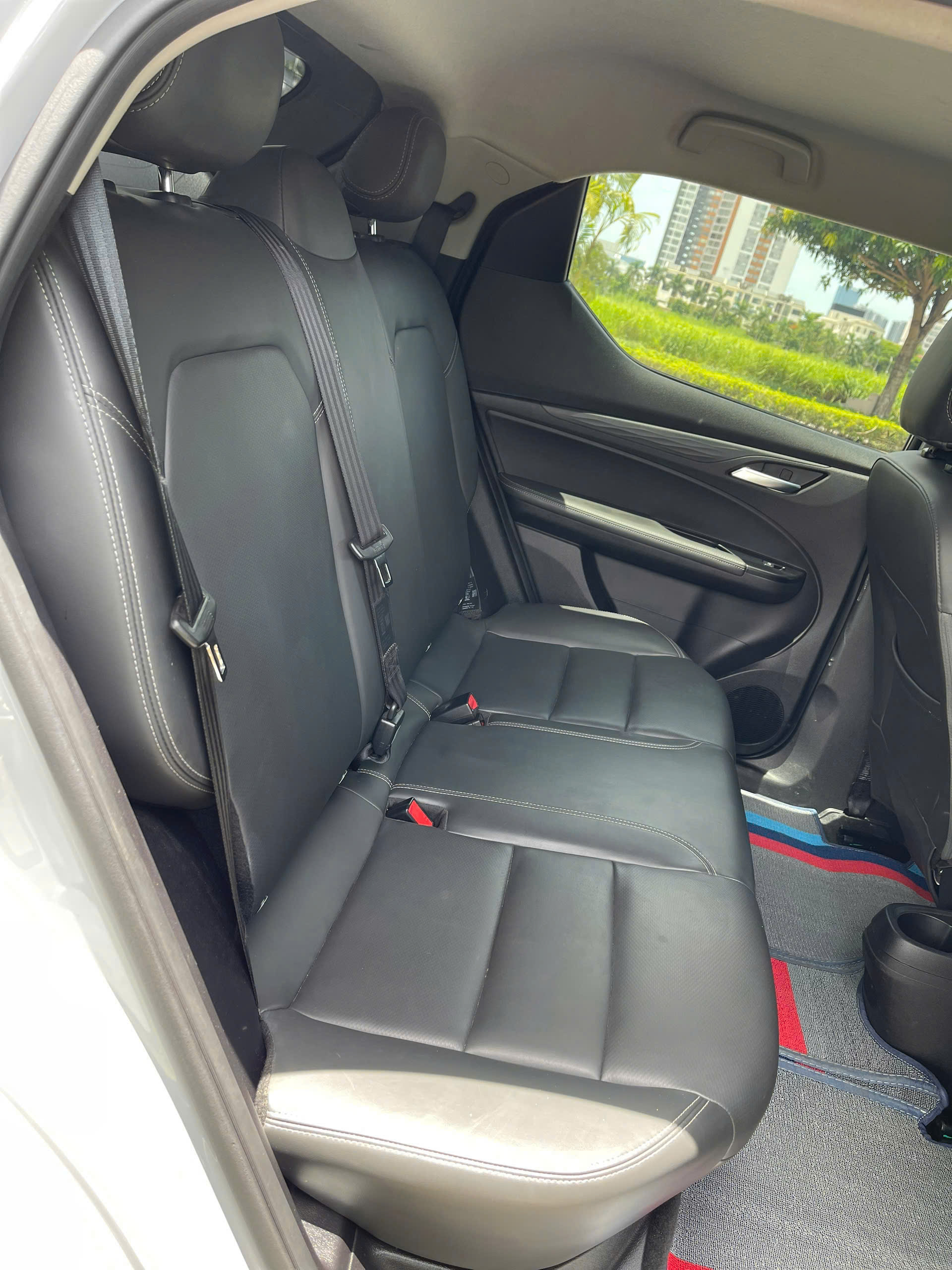 Vinfast Vf5 Plus bản mua Pin màu xám