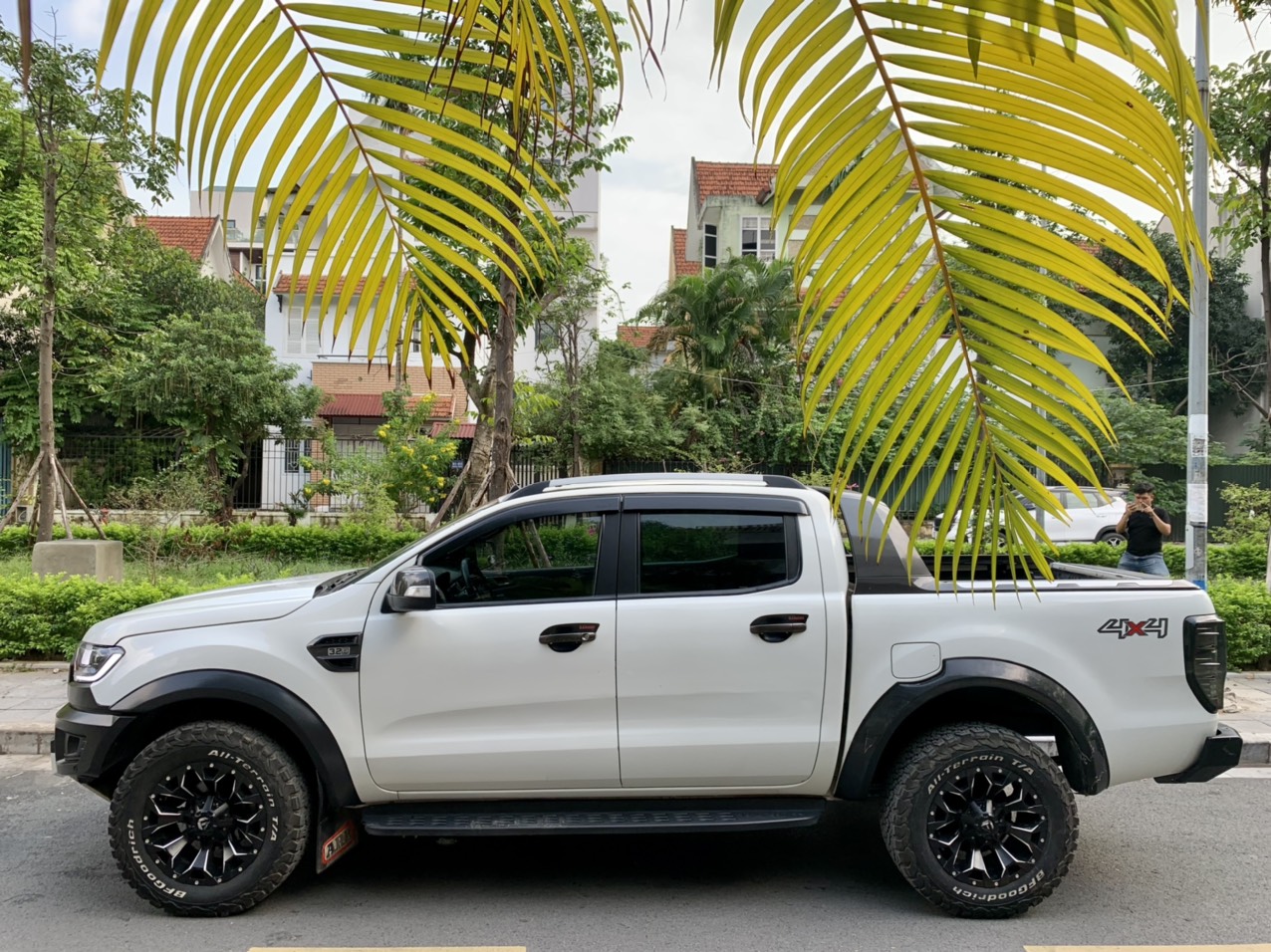 Ford Ranger Wildtrak 3.2L 4x4 AT 2017 màu trắng (Đã bán)