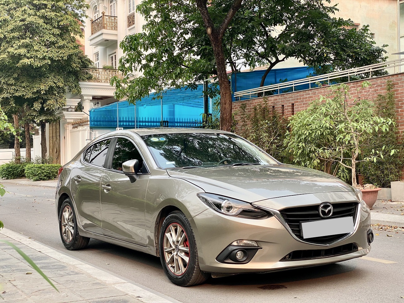 Mazda 3 1.5 AT màu vàng (Đã bán)