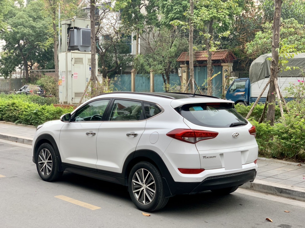 Hyundai Tucson 2.0ATH 2015 màu trắng (Đã bán)