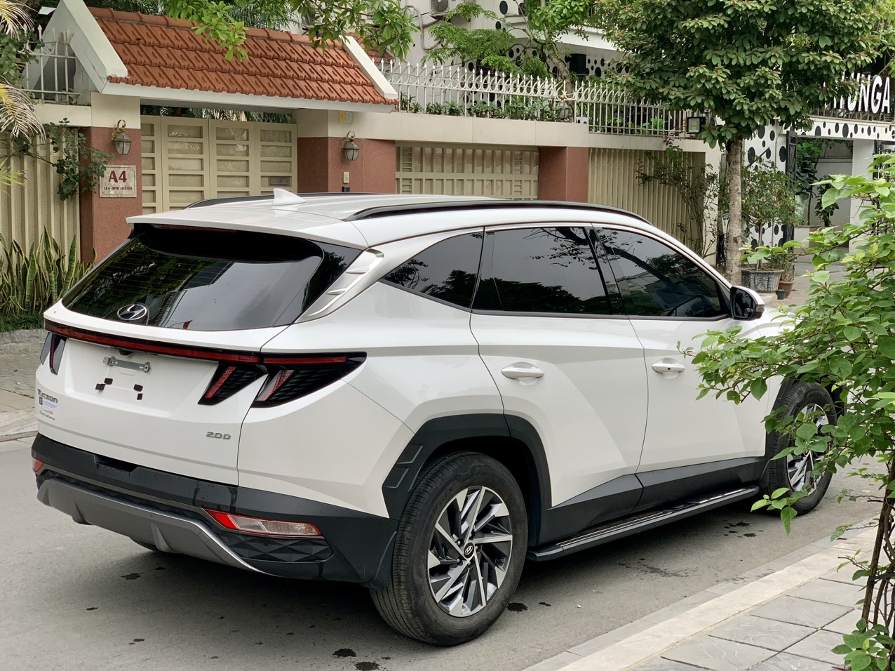 Hyundai Tucson 2.0D 2022 màu trắng (Đã bán)