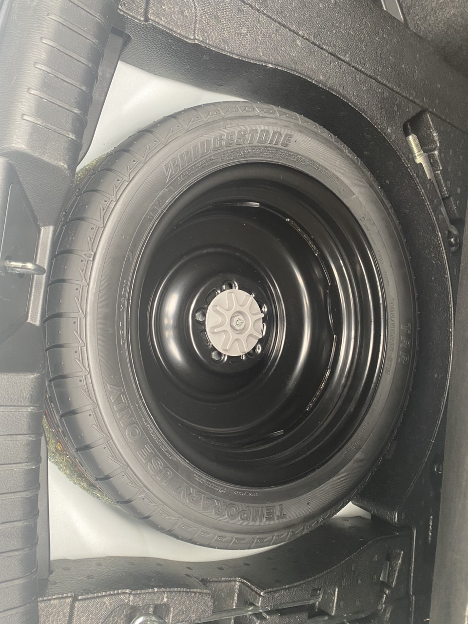 Mazda 6 2.0 Premium 2020 màu trắng (Đã bán)