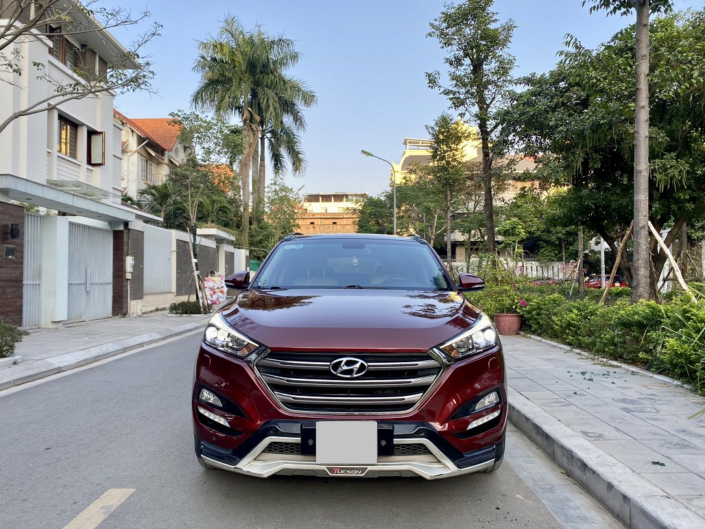 Hyundai Tucson 1.6 Turbo 2018 màu đỏ (Đã bán)