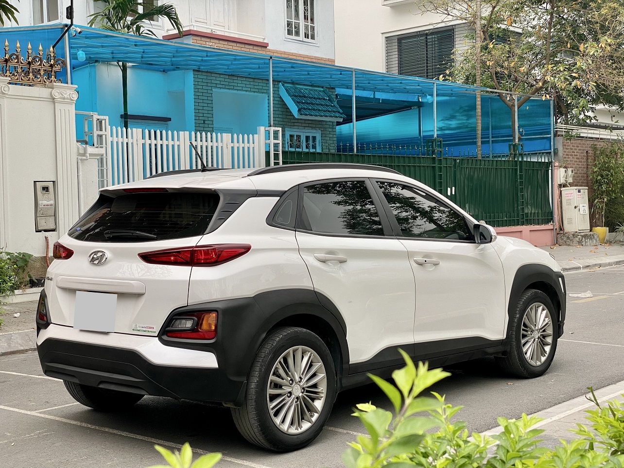 Hyundai Kona 2.0 AT 2018 màu trắng (Đã bán)