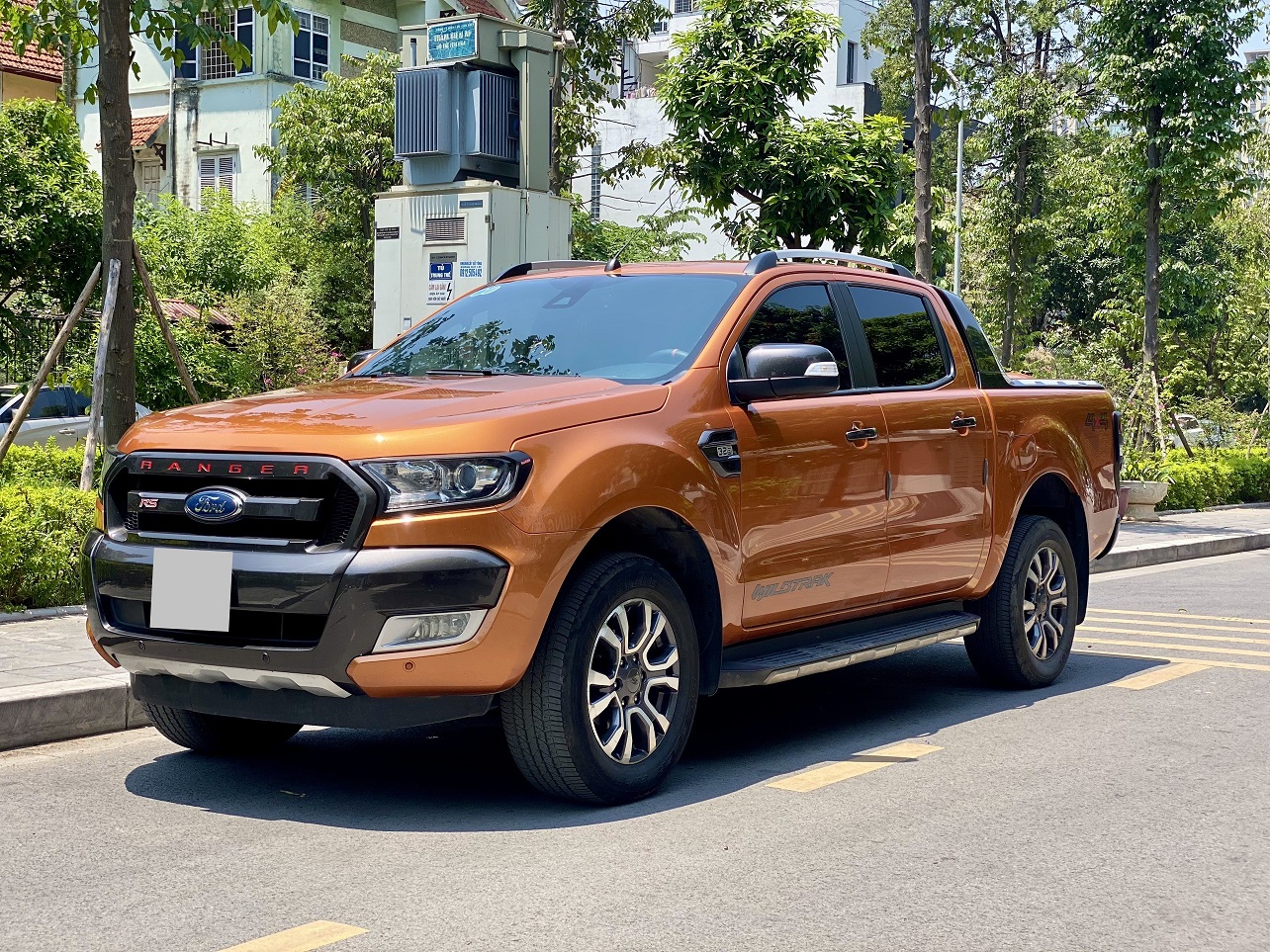 Ford Ranger Wildtrak 3.2L 4x4 AT 2017 màu cam (đã bán)