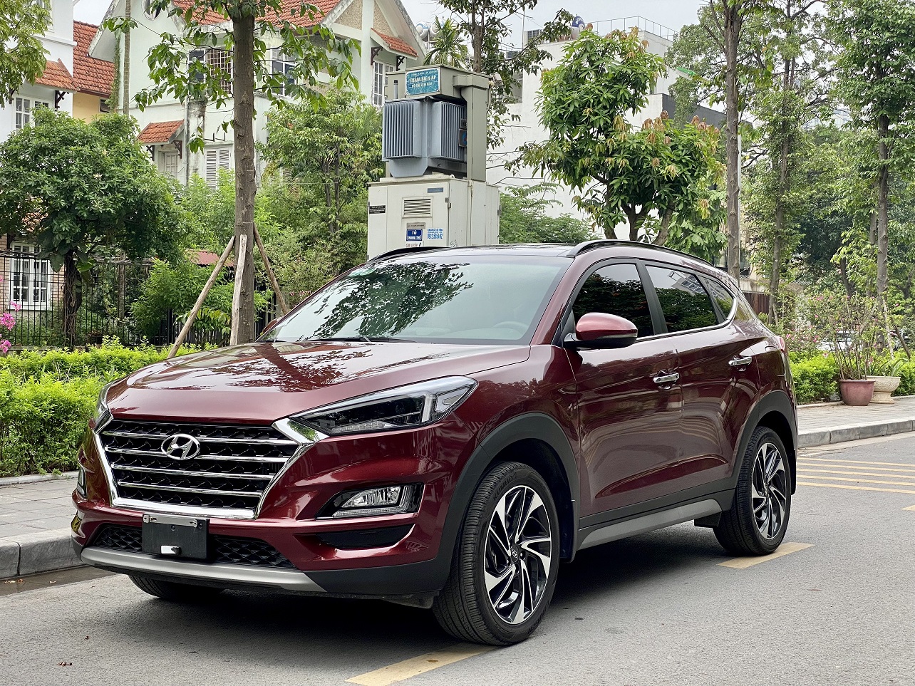 Hyundai Tucson 1.6 Turbo 2021 màu đỏ (đã bán)