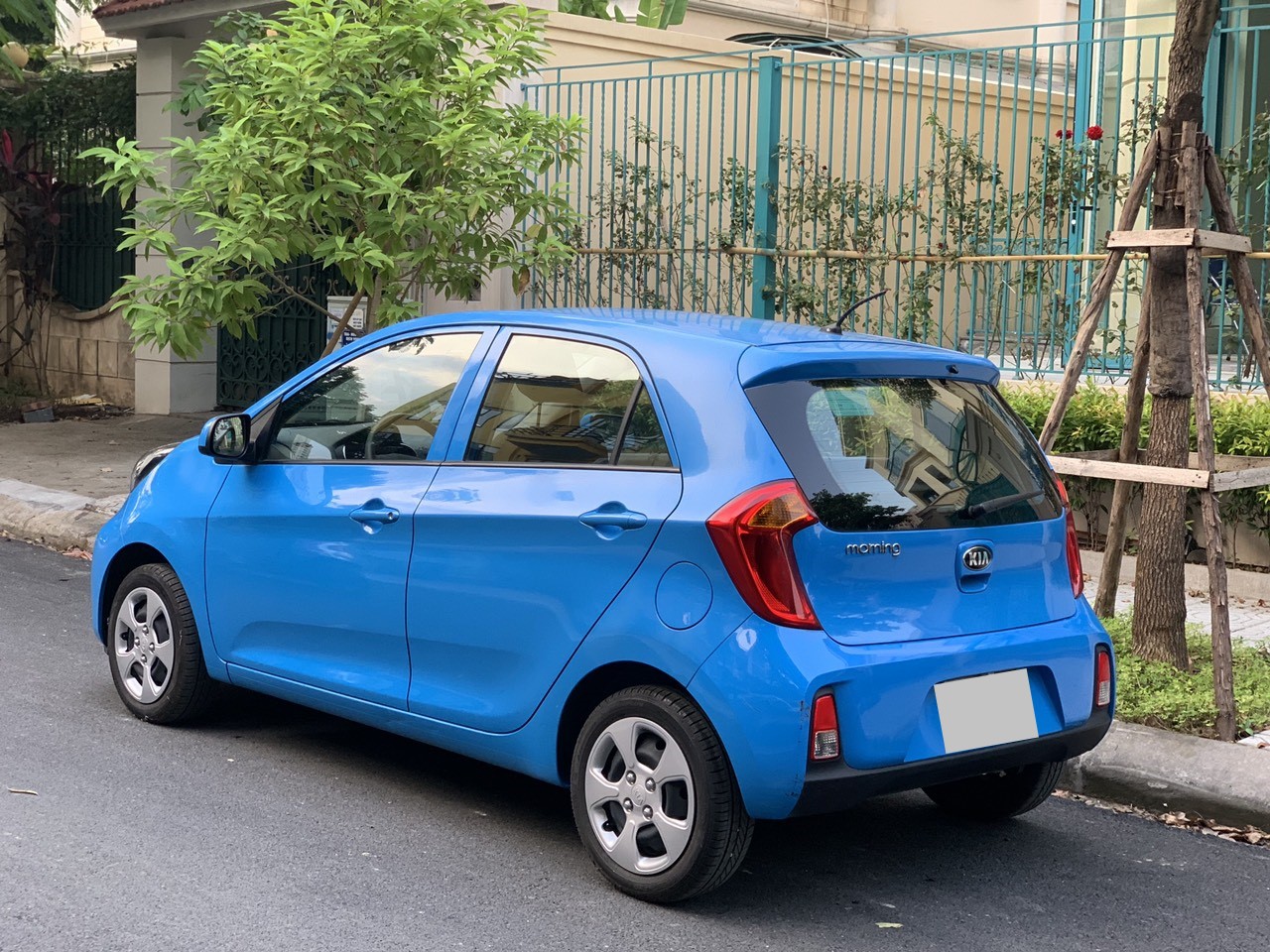 Kia Morning MT 2021 màu xanh (Đã bán)