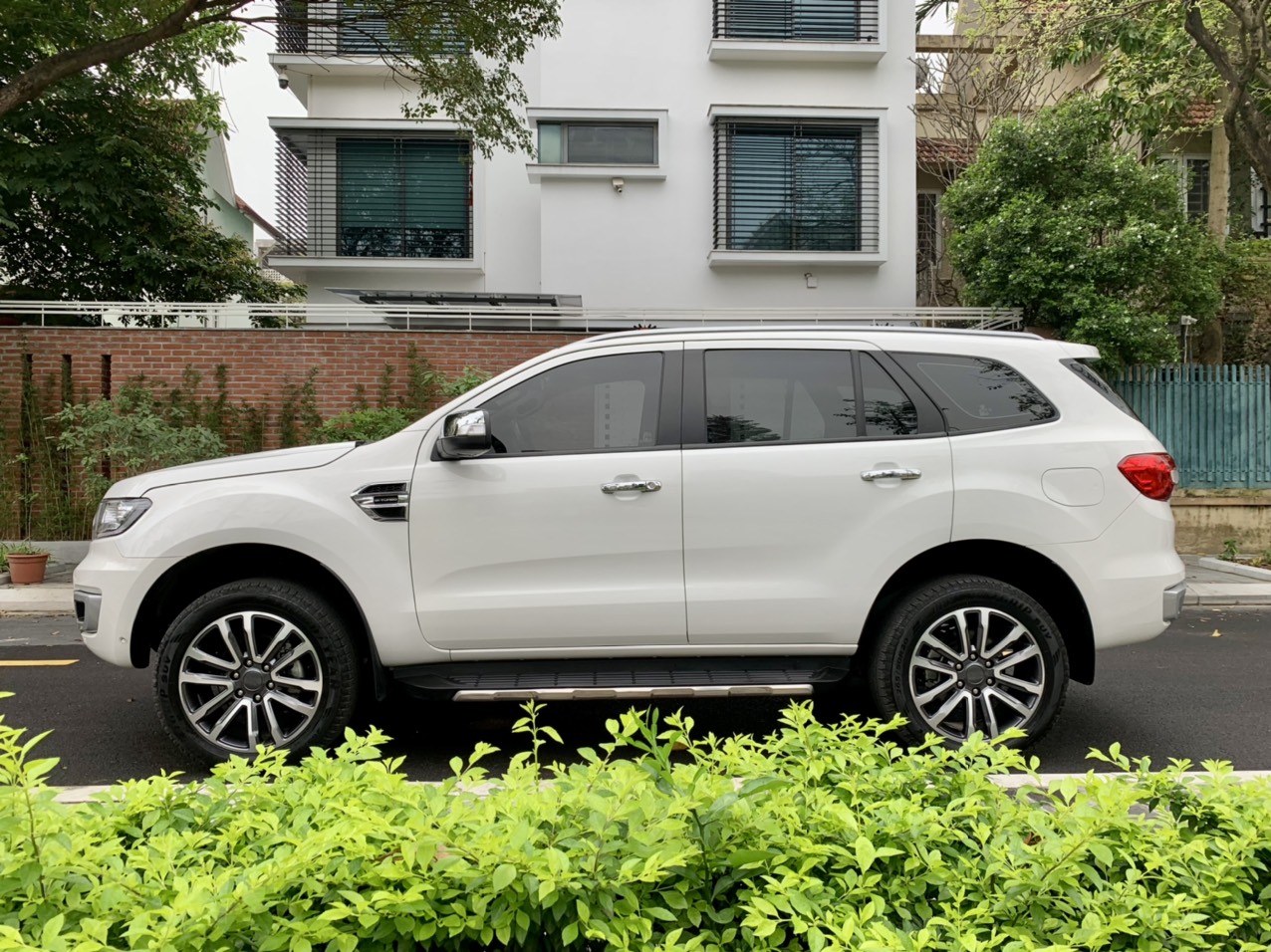 Ford Everest Titanium 4x4 2 cầu 2019 (đã bán)