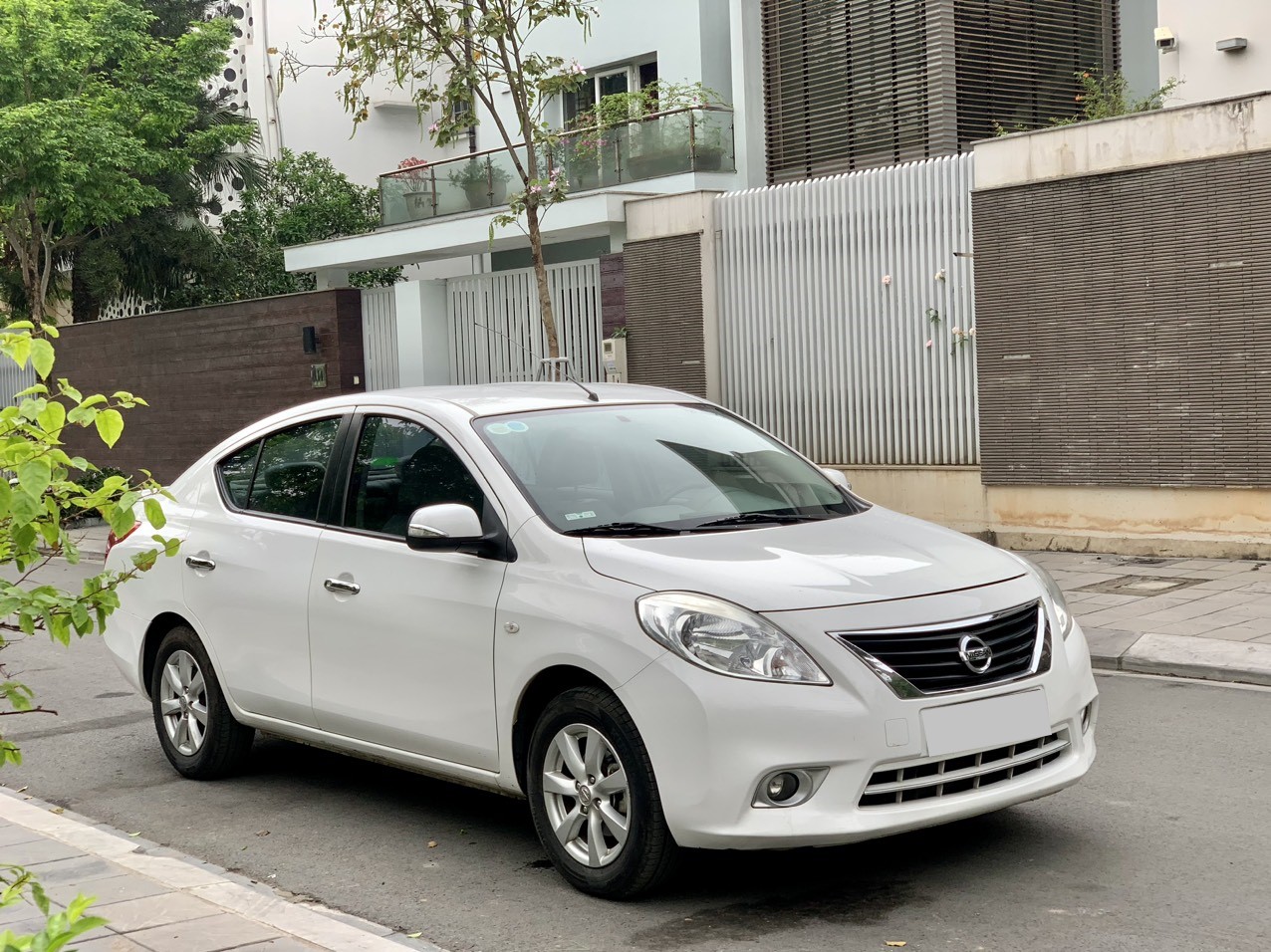 Nissan Sunny 1.5L XV 2017 màu trắng (Đã bán)