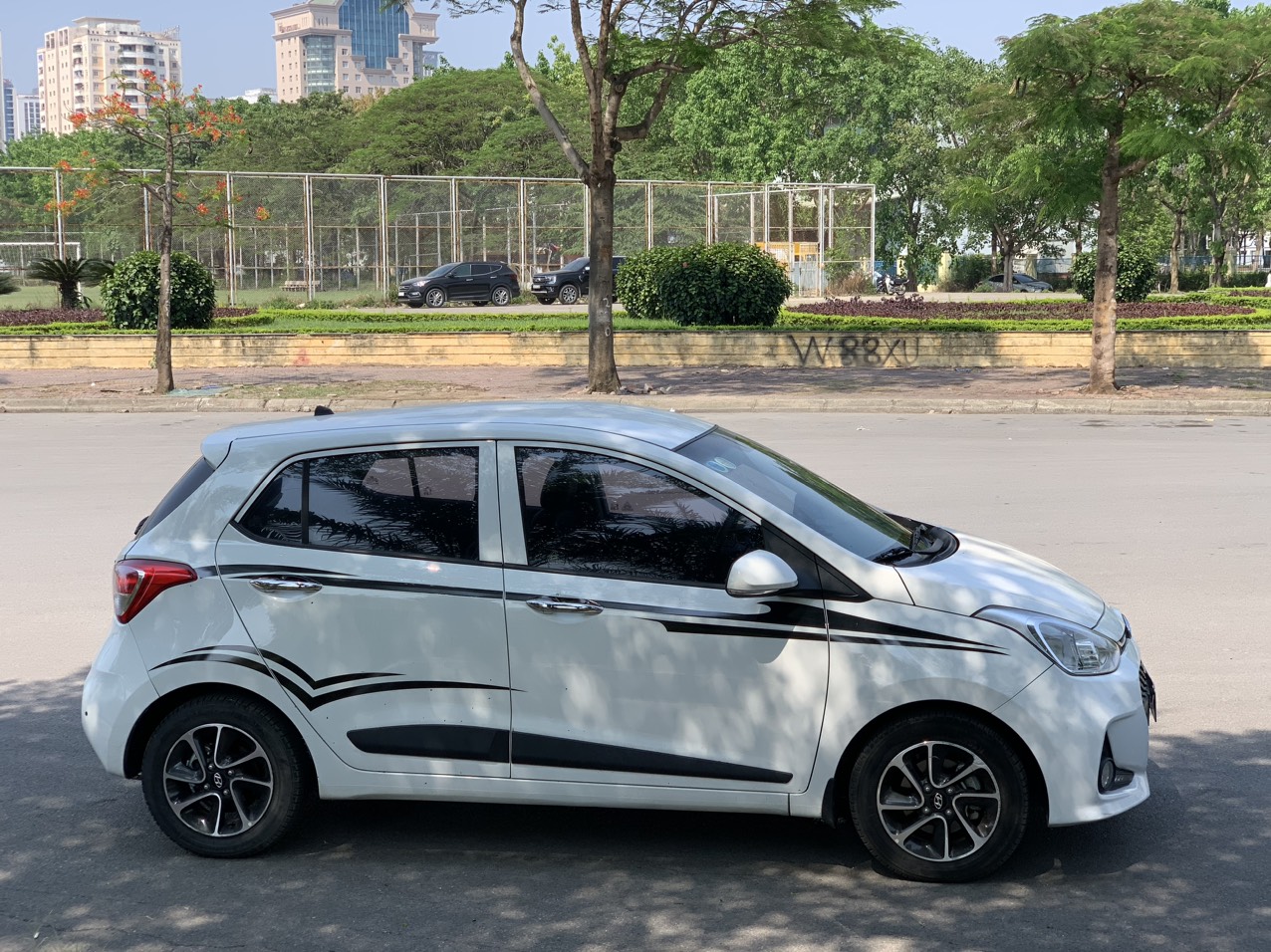 Hyundai I10 GLS1.2AT 2018 màu trắng (Đã bán)