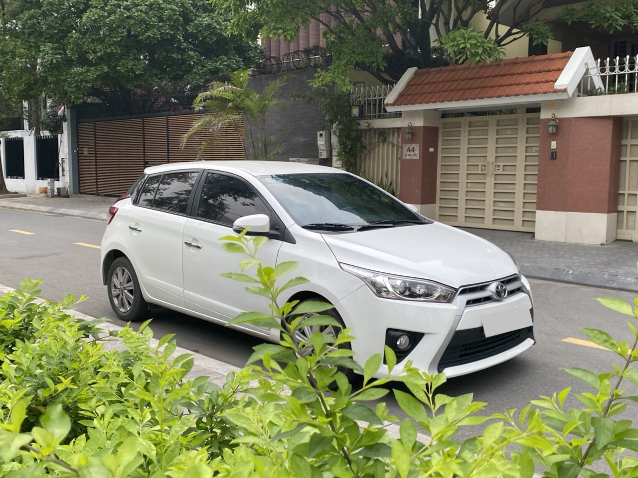 Toyota Yaris 1.3G 2016 màu trắng (đã bán)