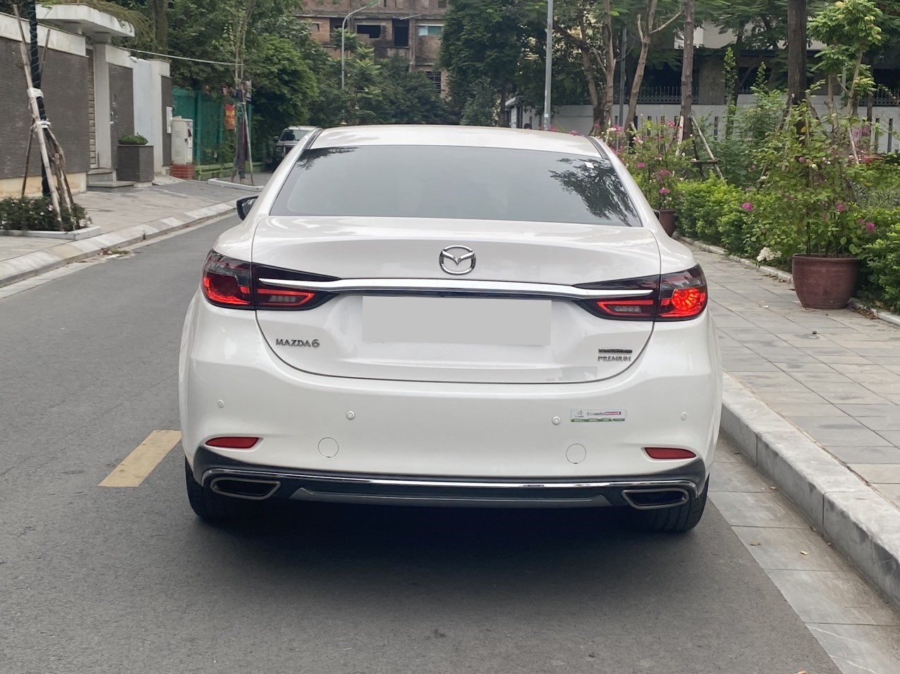 Mazda 6 2.0 Premium 2020 màu trắng (Đã bán)