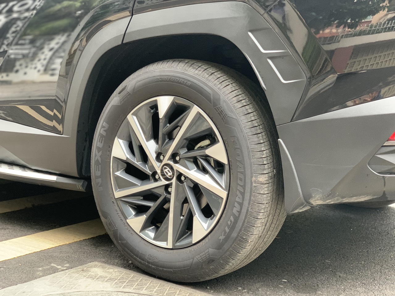 Hyundai Tucson 2.0ATH 2022 màu đen (Đã bán)