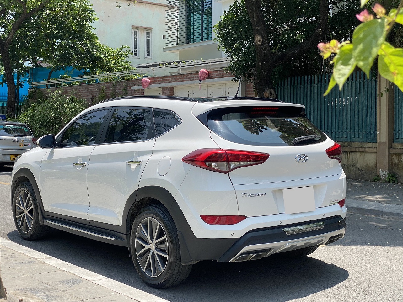 Hyundai Tucson 2.0ATH 2016 màu trắng (đã bán)
