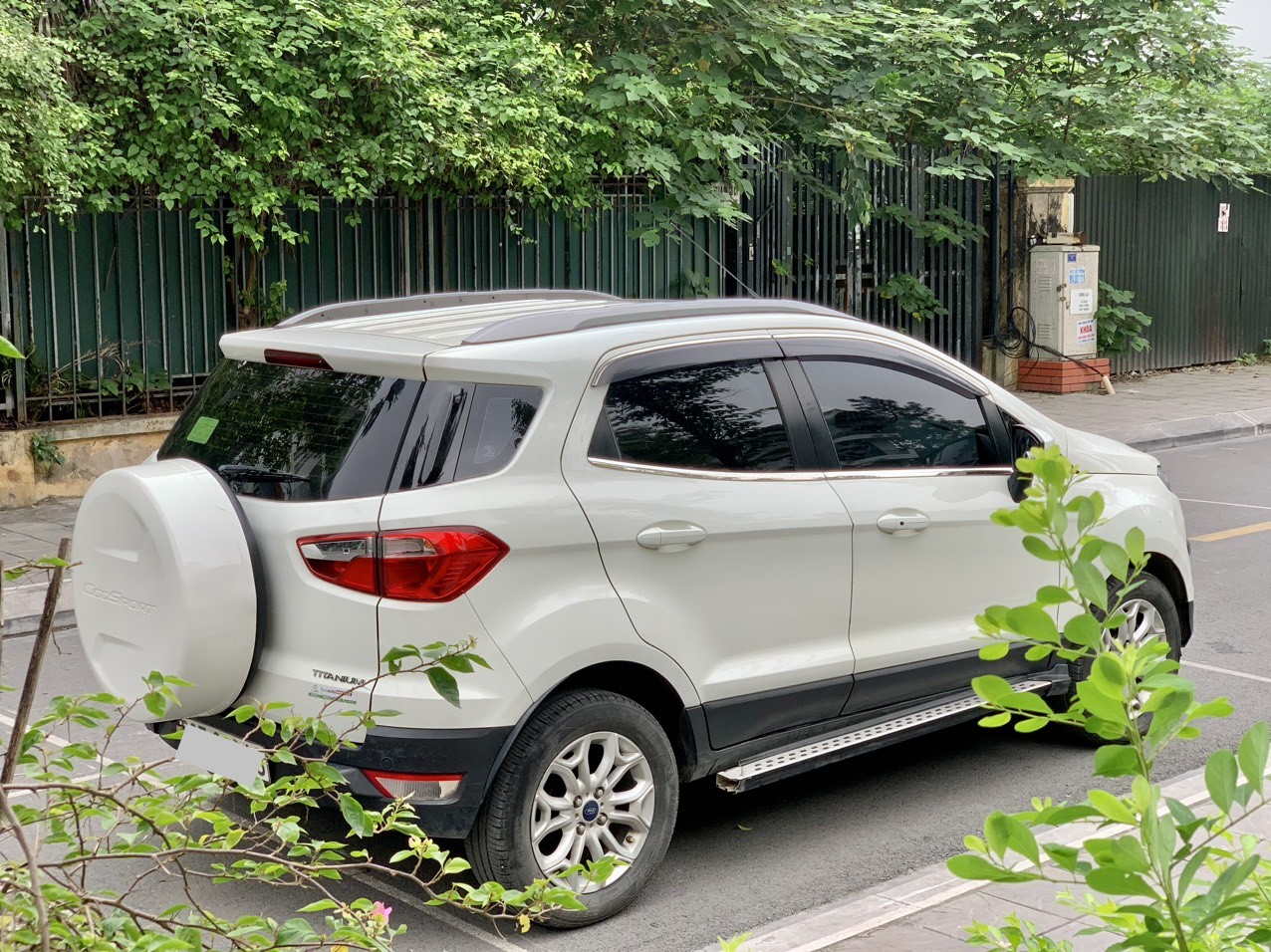 Ford Ecosport 1.5 Titanium 2016 màu trắng (đã bán)