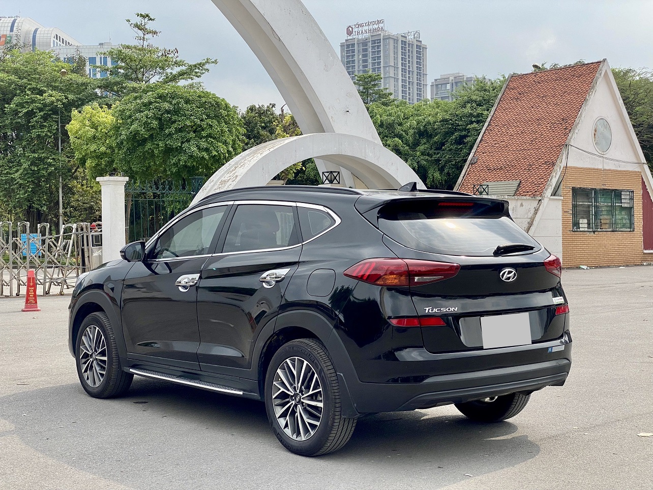 Hyundai Tucson 2.0ATH 2021 màu đen (đã bán)