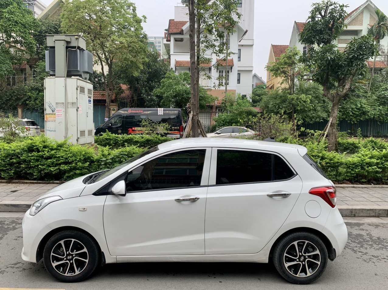 Hyundai I10 1.0 MT 2017 màu trắng (đã bán)