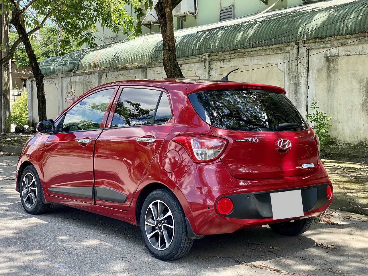 Hyundai I10 1.2AT 2017 màu đỏ (đã bán)