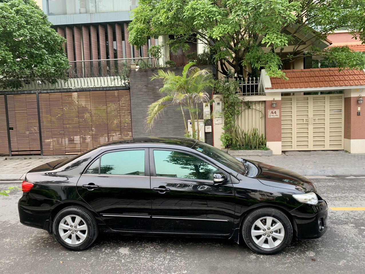 Toyota Corolla Altis 1.8G AT 2012 màu đen (đã bán)