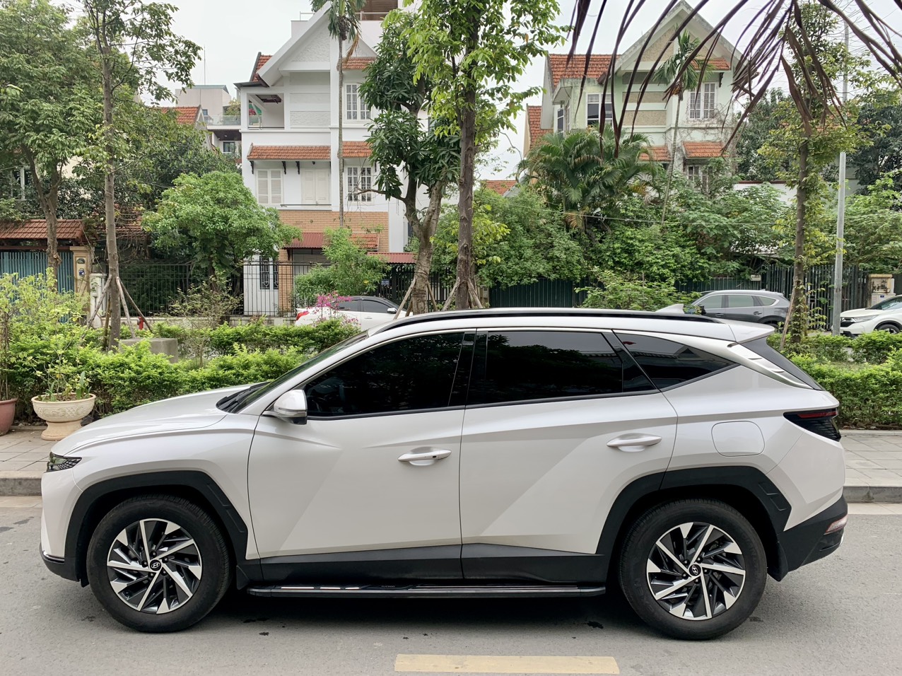 Hyundai Tucson 2.0D 2022 màu trắng (Đã bán)
