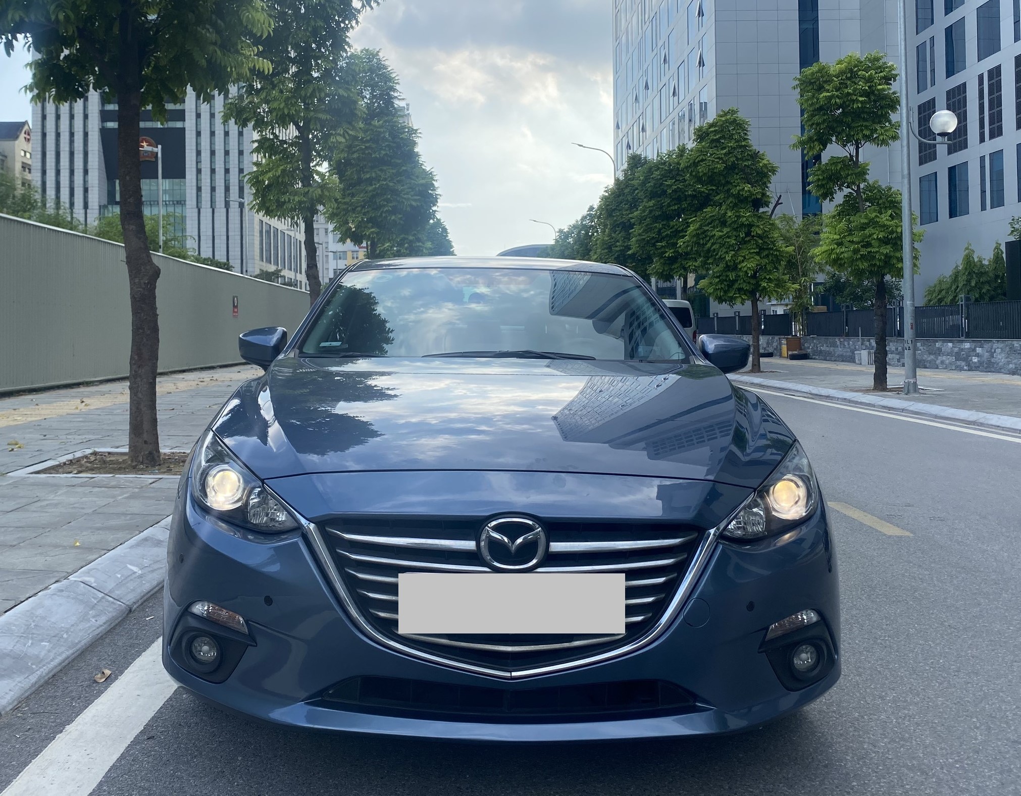 Mazda 3 1.5AT màu xanh 2016 (đã bán)