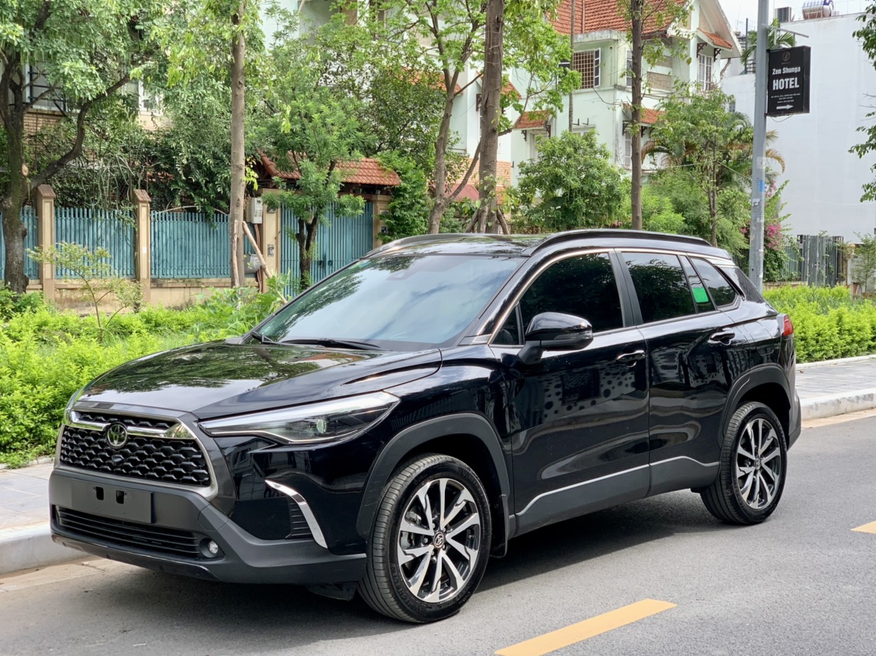 Toyota Corolla Cross 1.8V 2021 màu đen (Đã bán)