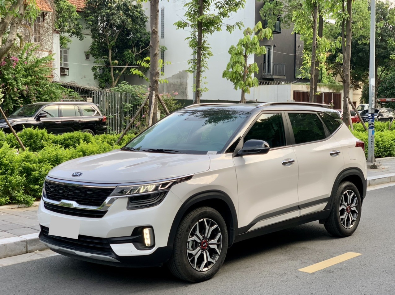 Kia Seltos 1.4 Preminum 2020 màu trắng (Đã bán)