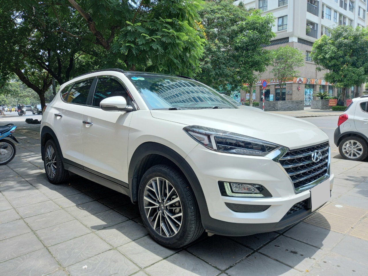 Hyundai Tucson 2.0ATH 2019 màu trắng (Đã bán)