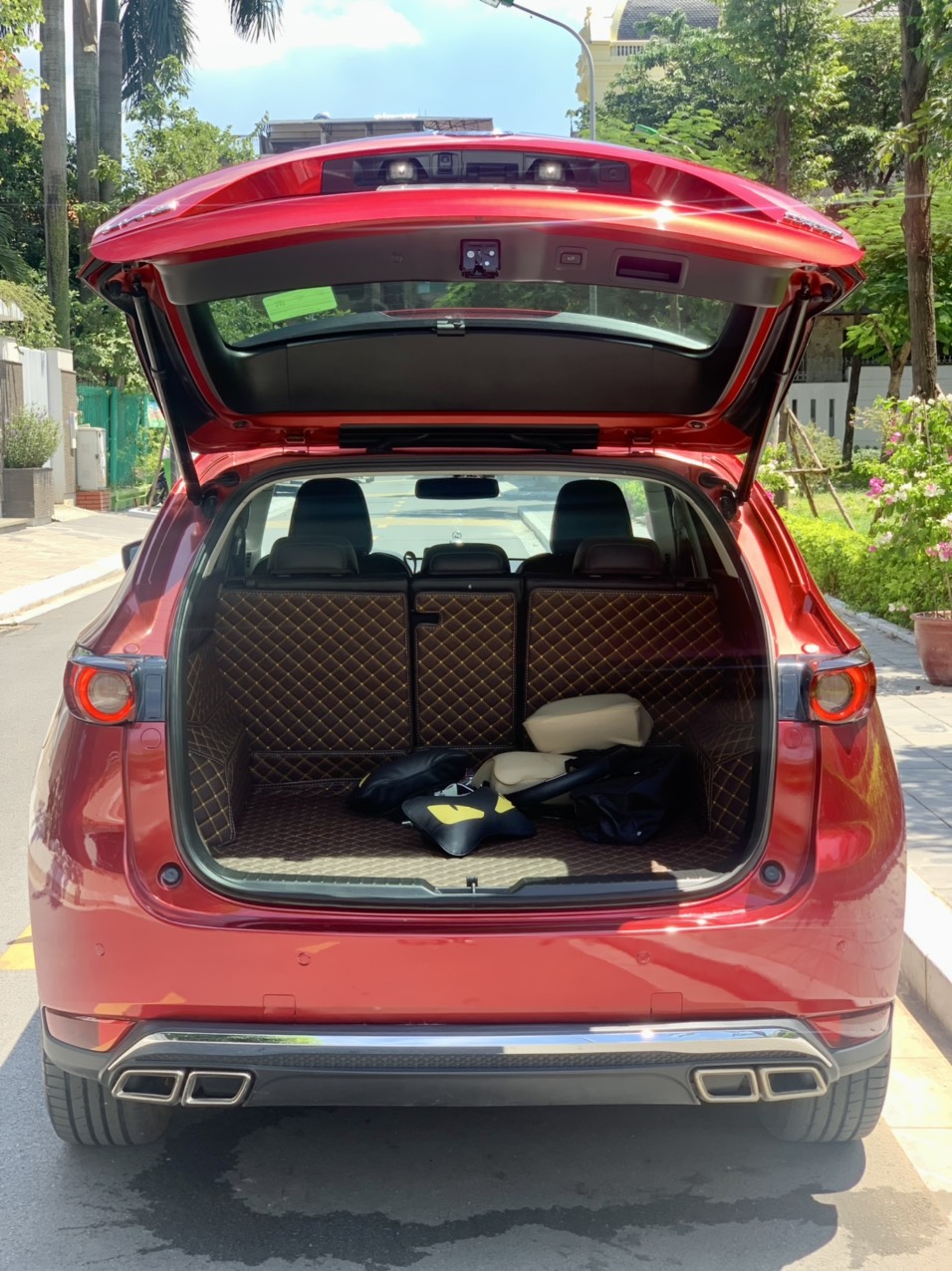 Mazda CX5 2.0 Luxury 2021 màu đỏ pha lê (đã bán)