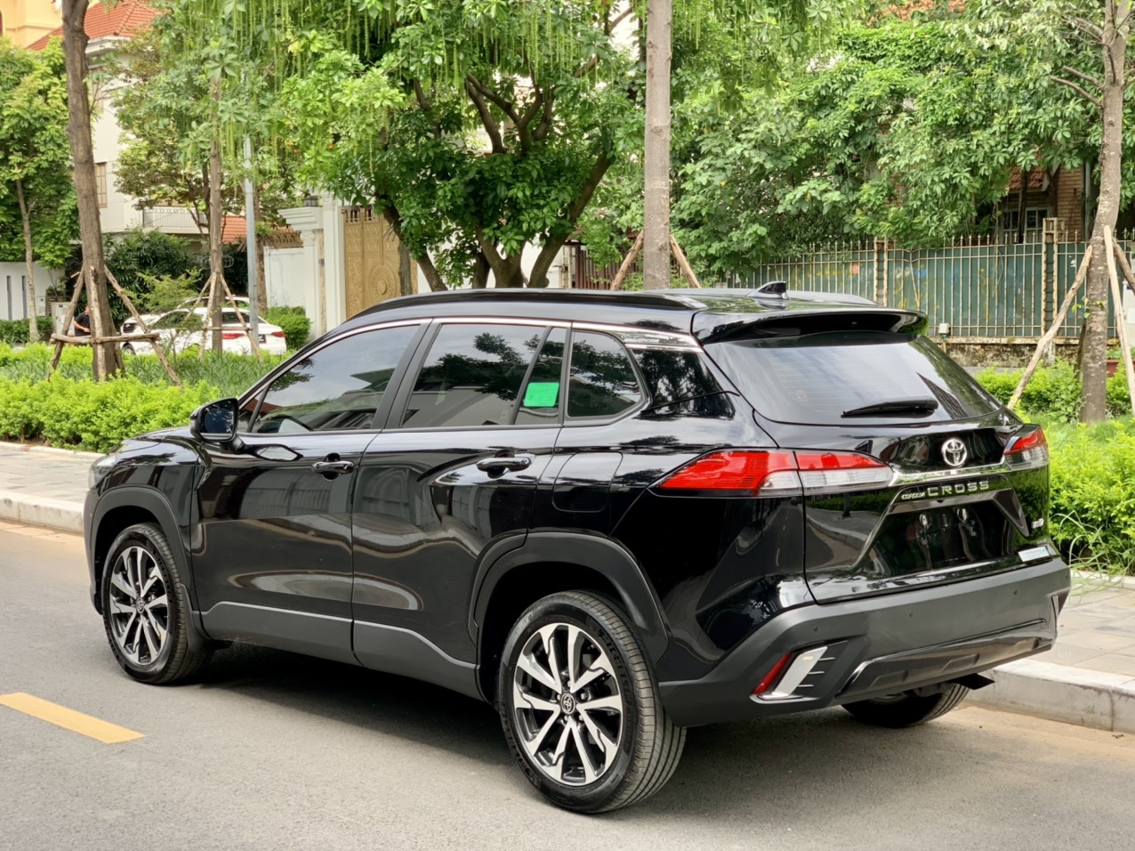 Toyota Corolla Cross 1.8V 2021 màu đen (Đã bán)
