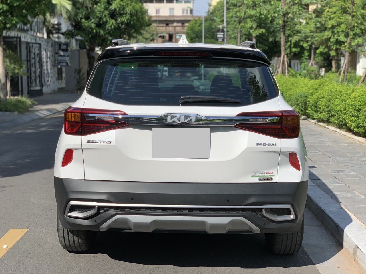 Kia Seltos 1.4 turbo Premium 2022 màu trắng (đã bán)