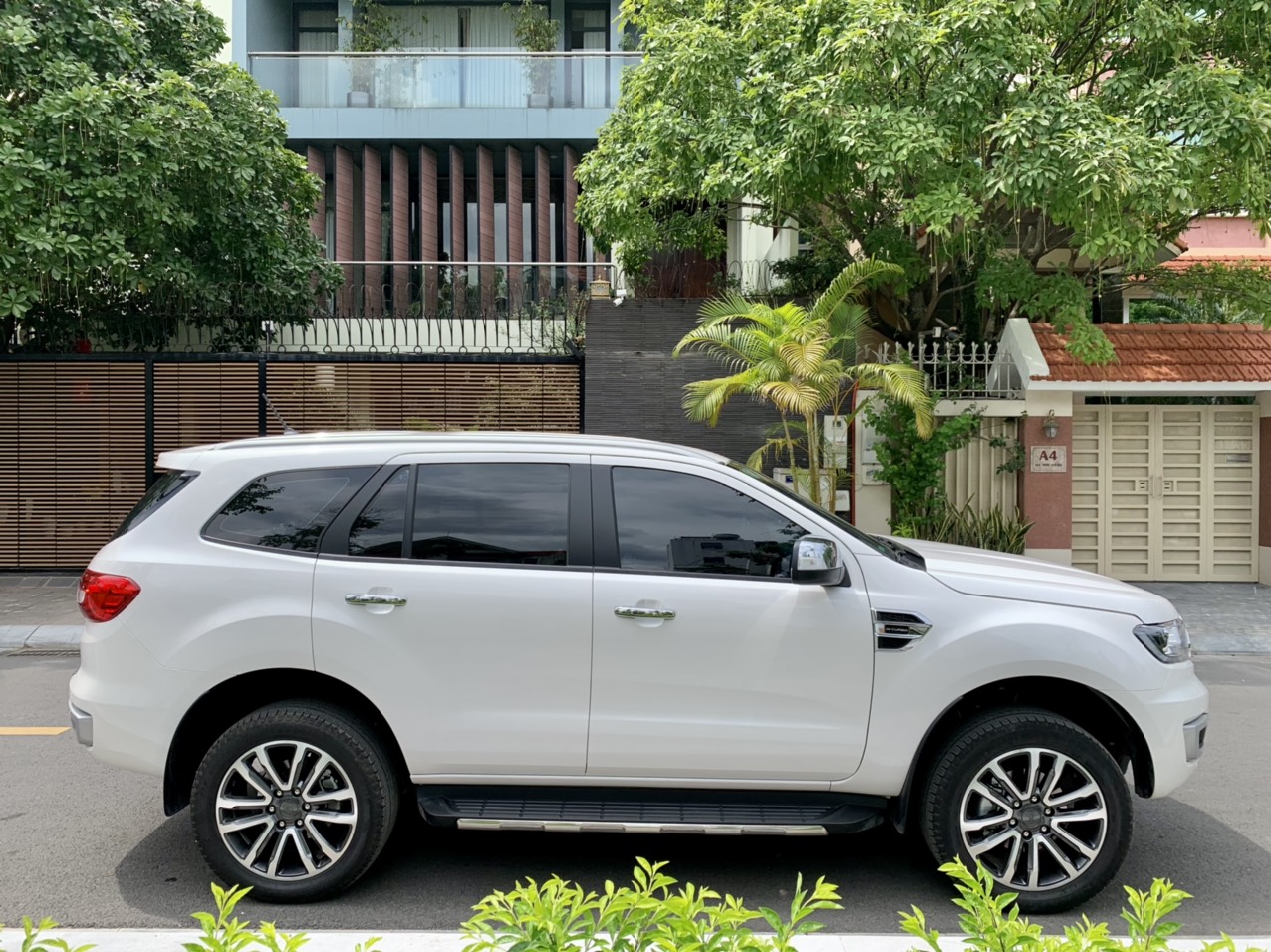 Ford Everest Titanium 2.0L 4x2 AT 2022 (đã bán)