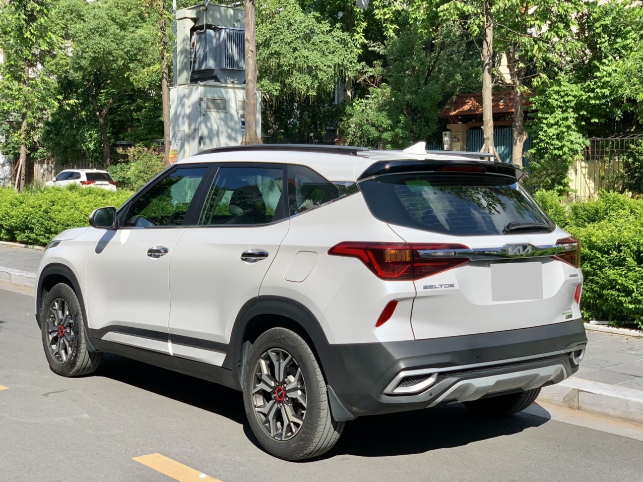 Kia Seltos 1.4 turbo Premium 2022 màu trắng (đã bán)