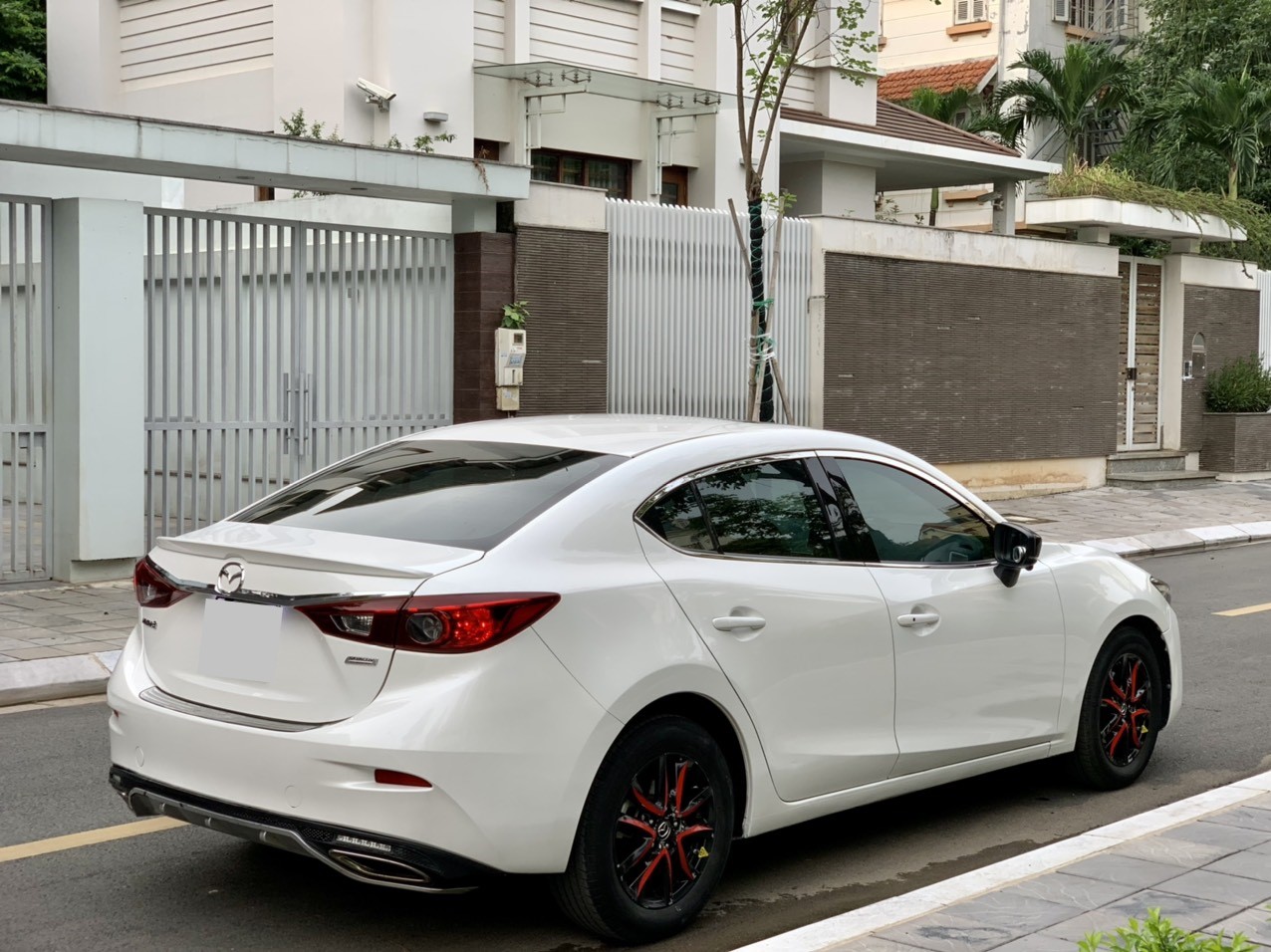 Mazda 3 1.5AT màu trắng 2018 (đã bán)