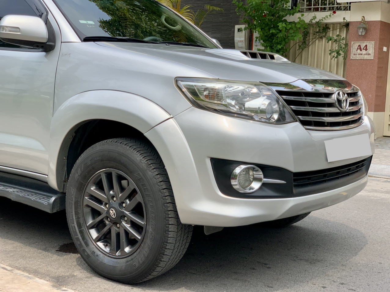 Toyota Fortuner 2.5G 2016 màu bạc (đã bán)