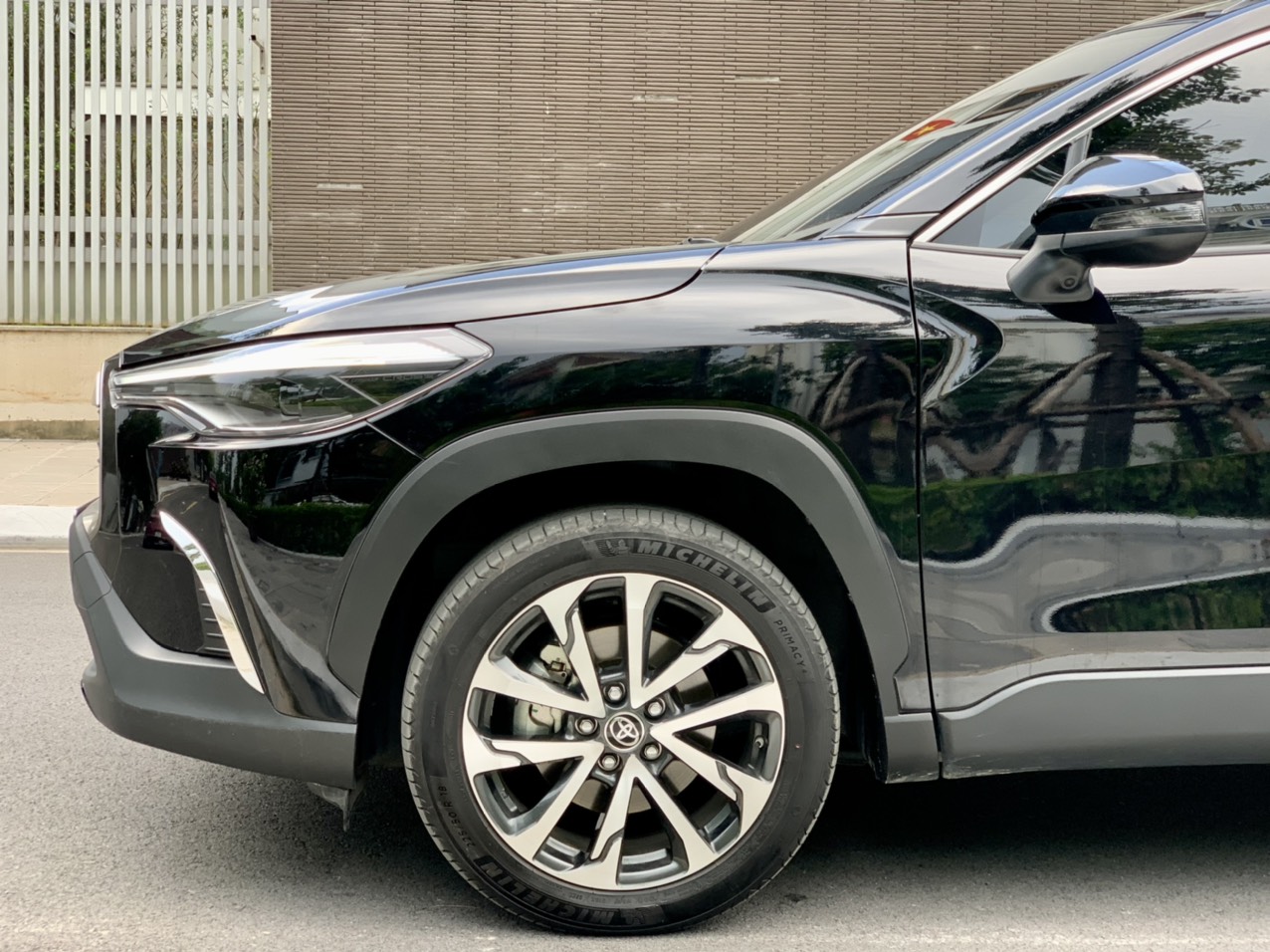 Toyota Corolla Cross 1.8V 2022 màu đen biển Hà Nội (Đã bán)