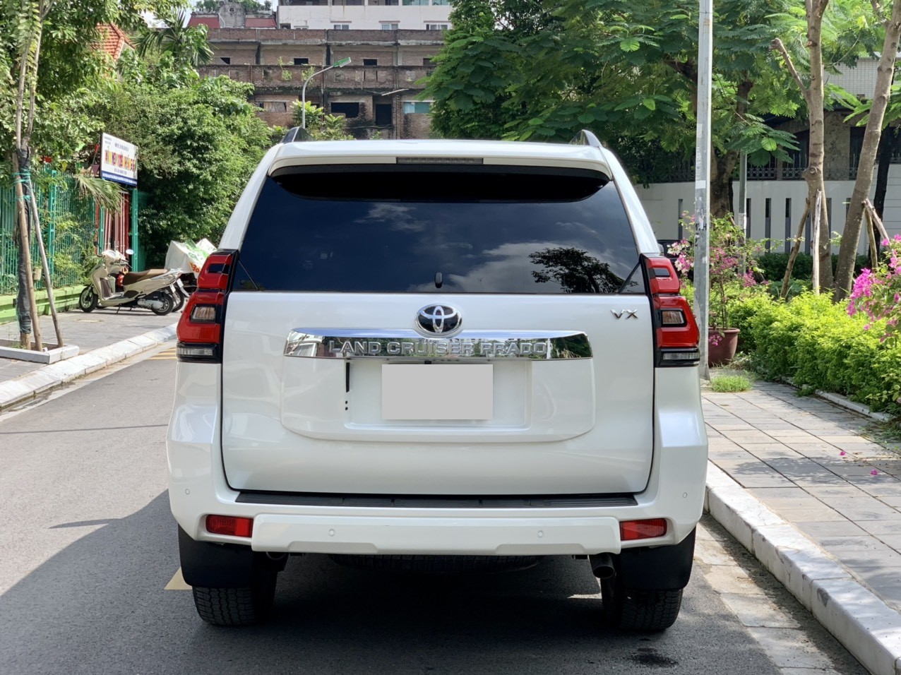 Toyota Land Cruiser Prado 2.7L 2021 màu trắng (đã bán)