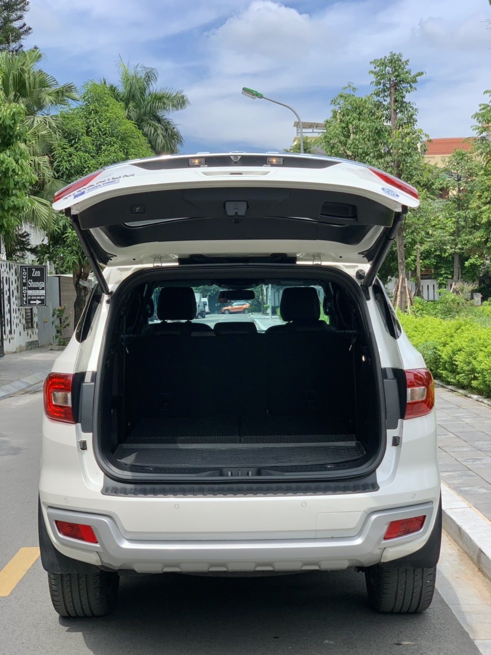 Ford Everest Titanium 2.0L 4x2 AT 2022 (đã bán)