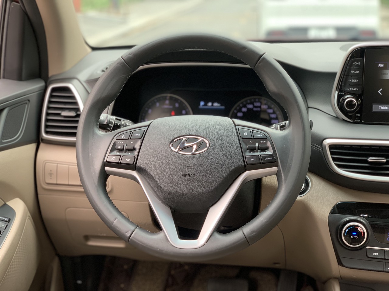 Hyundai Tucson 2.0ATH bản đặc biệt 2020 màu đỏ (Đã bán)