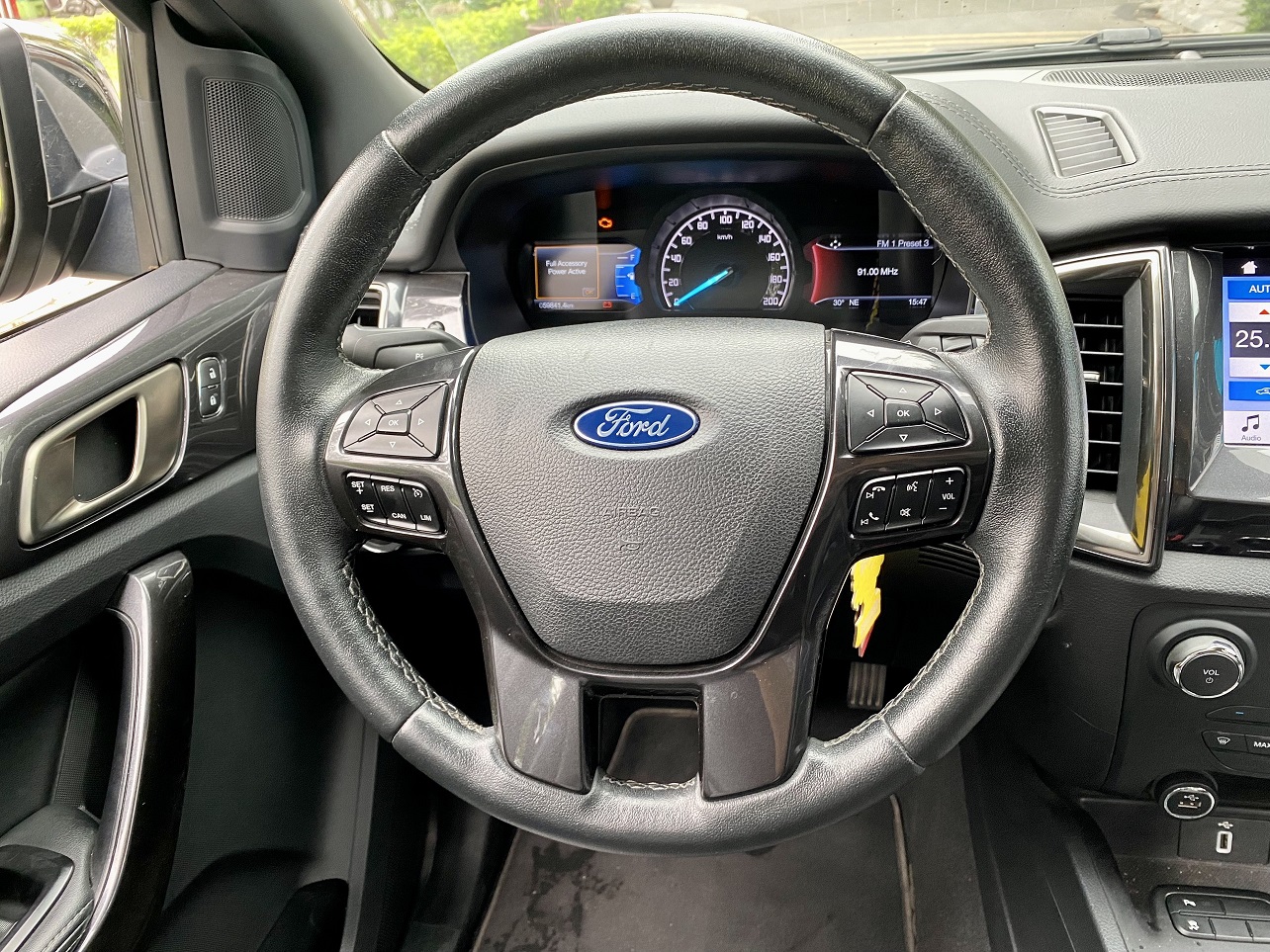 Ford Everest Titanium 4x2 2019 ĐKLĐ 2020 màu đen (Đã bán)