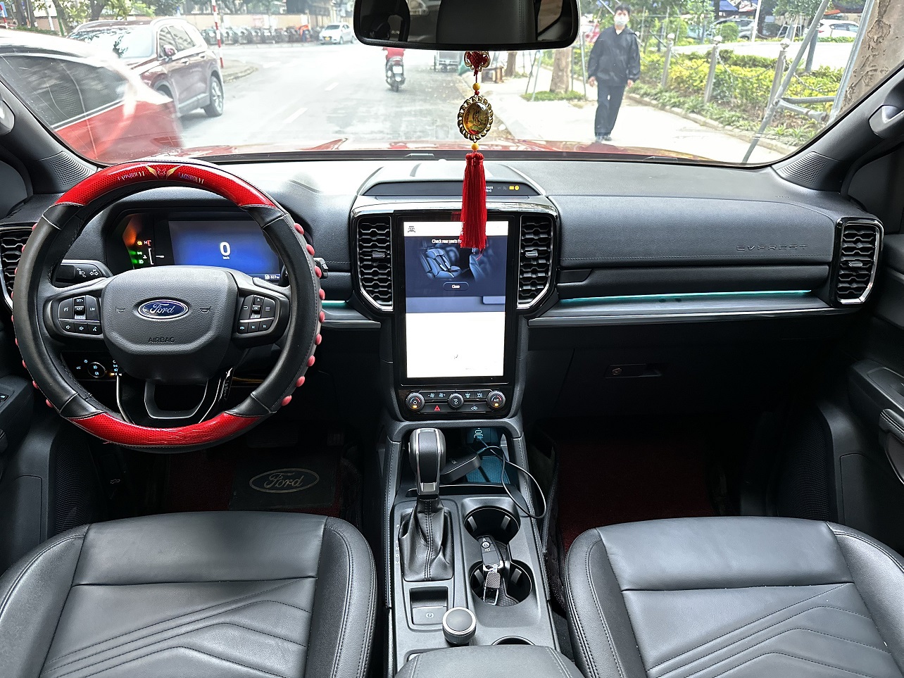 Ford Everest Titanium 2.0L 4x2 2022 model 2023 màu đỏ cam (Đã bán)