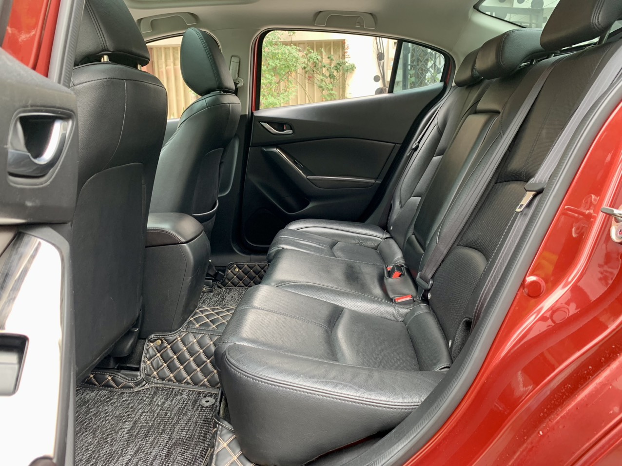 Mazda 3 1.5AT FL 2017 màu đỏ (đã bán)