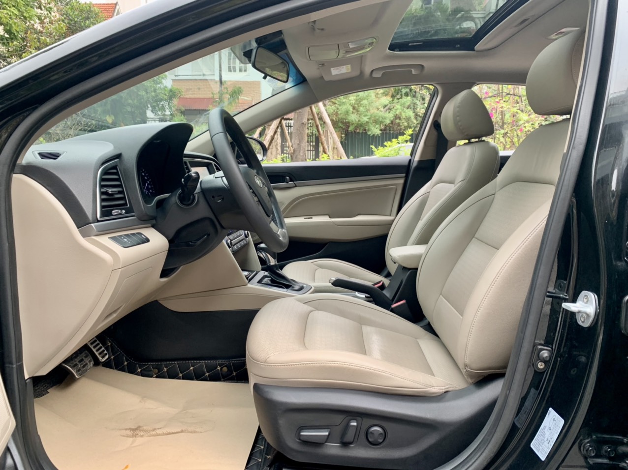 Hyundai Elantra 2.0 GLS AT 2019 màu đen (đã bán)