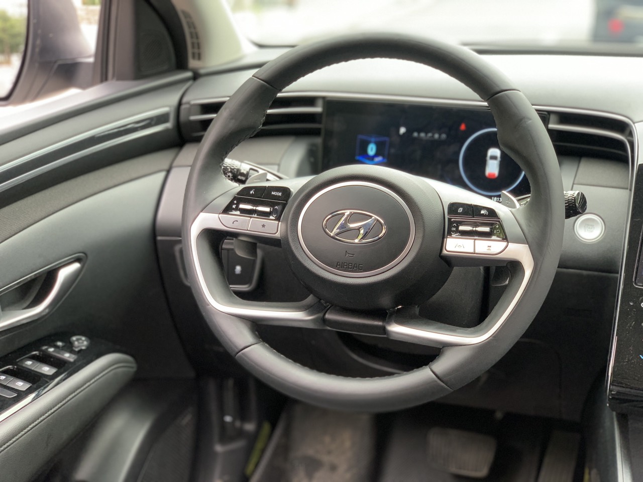 Hyundai Tucson 2.0D 2022 màu trắng (Đã bán)