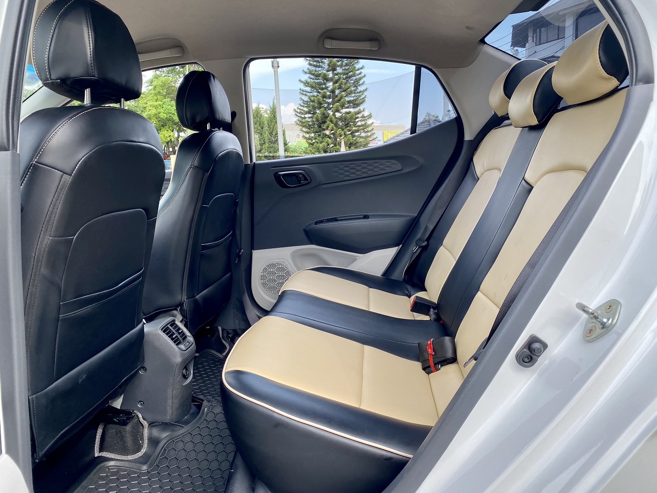 Hyundai I10 1.2 MT 2021 màu trắng (Đã bán)