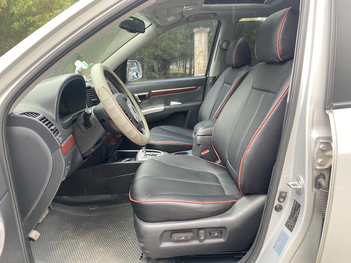 Hyundai Santafe MLX 2.0L 2009 màu bạc (Đã bán)
